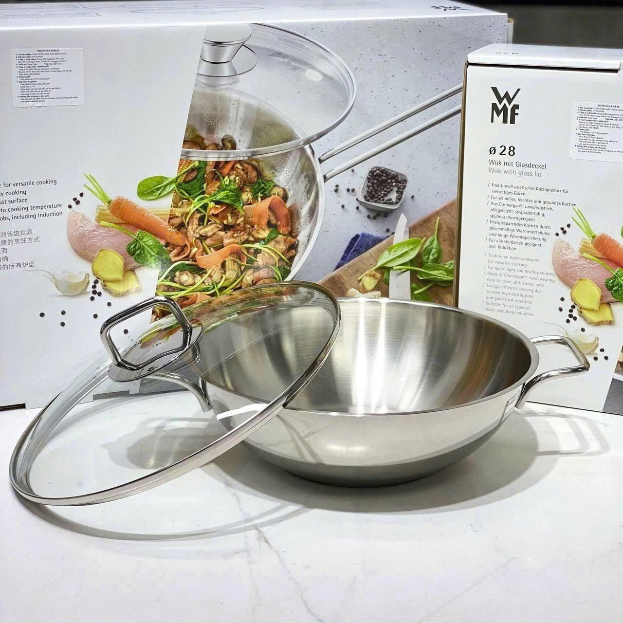 Chảo sâu lòng WMF Wok Party 28 cm - góc nhìn 2