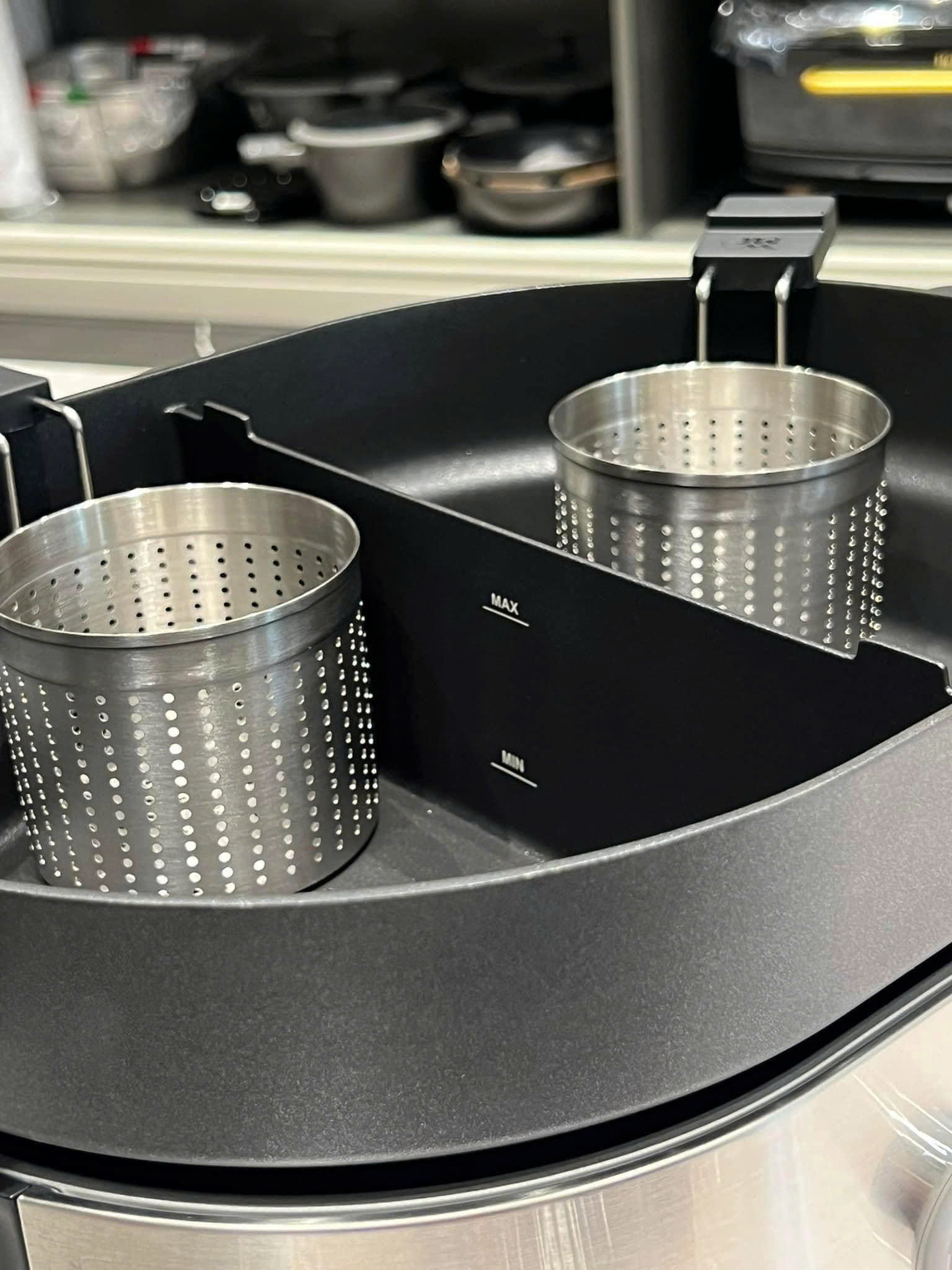 Nồi Lẩu Hấp Điện WMF 2 Ngăn 3,6L