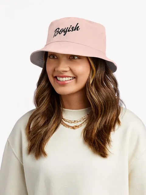 Boyish hat in black