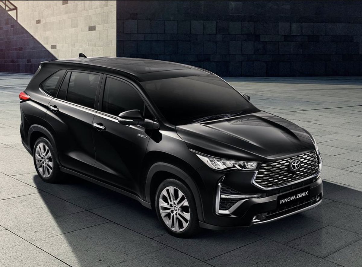 Innova Zenix