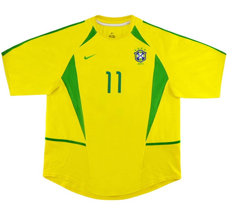Maglia Brasile 2002 Home: Rivivi la Leggenda con Goal-Mania.it