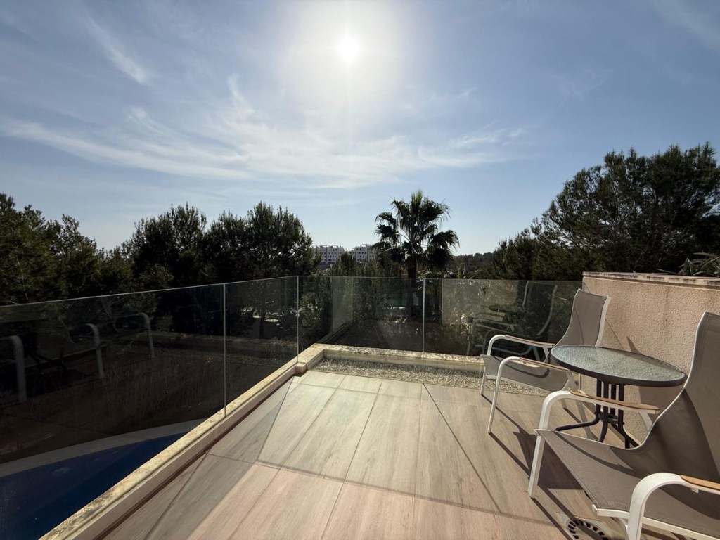 3 Bedrooms Property in 3 bedroom House in Las Colinas Golf
