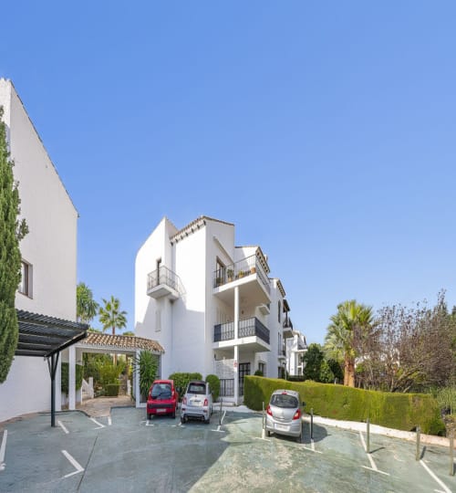 3 bedroom Apartment in Nueva Andalucía