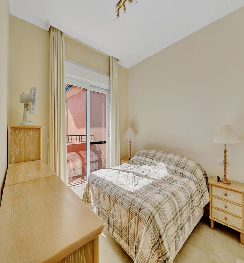 3 bedroom Apartment in Elviria