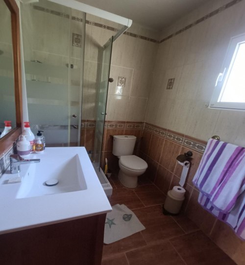 3 bedroom House in Guaro