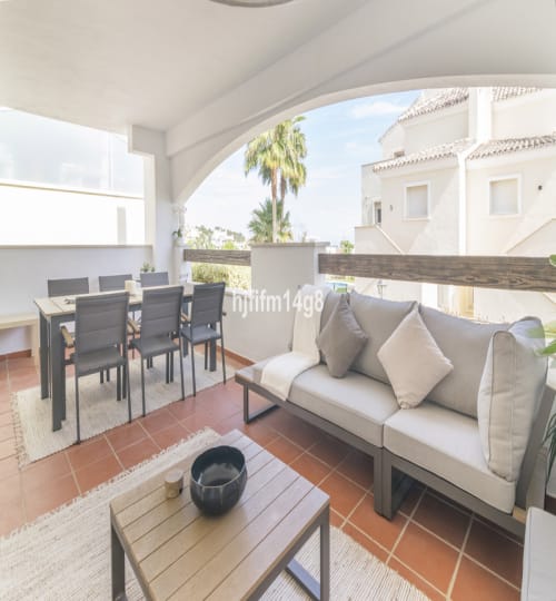 2 bedroom Apartment in Nueva Andalucía