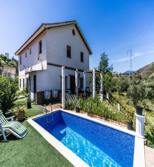 8 bedroom House in Monda