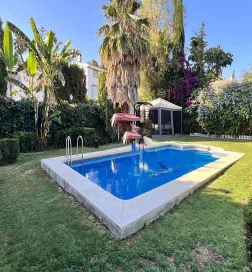 4 bedroom House in Sierrezuela