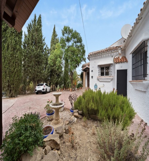 4 bedroom House in Almogía