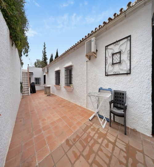 4 bedroom House in Almogía