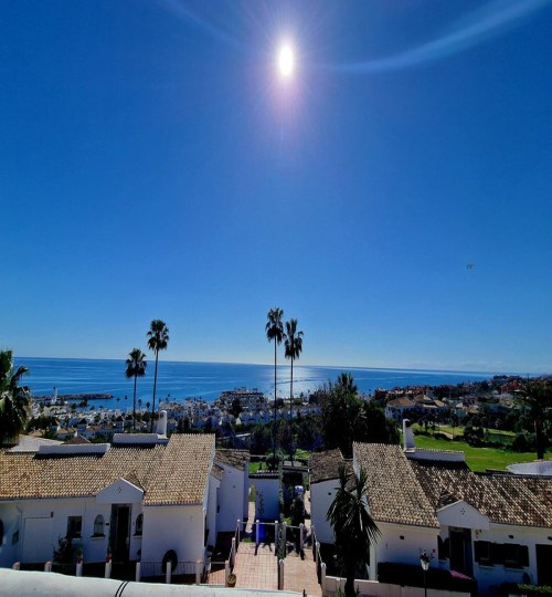 3 bedroom House in La Duquesa