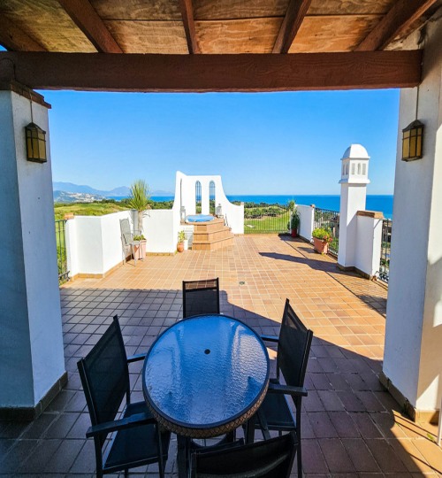 2 bedroom Apartment in La Alcaidesa