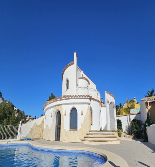 6 bedroom House in Benitachell