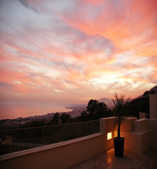 2 bedroom Apartment in Altos De Los Monteros