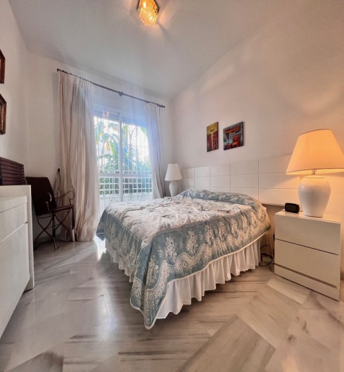 2 bedroom Apartment in Guadalmina Baja