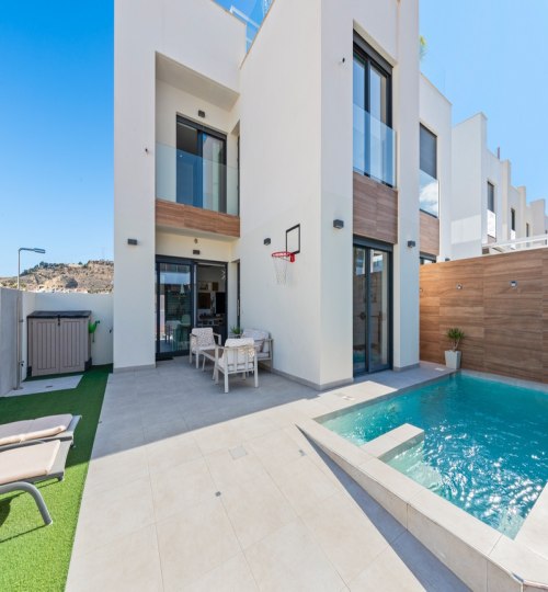 3 bedroom House in Benimar