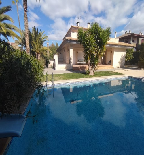 4 bedroom House in Elda