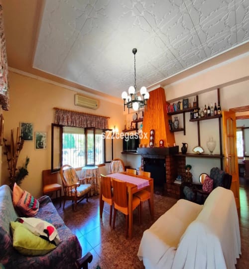 4 bedroom House in Elda