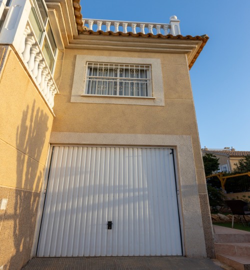 3 bedroom House in Los Altos
