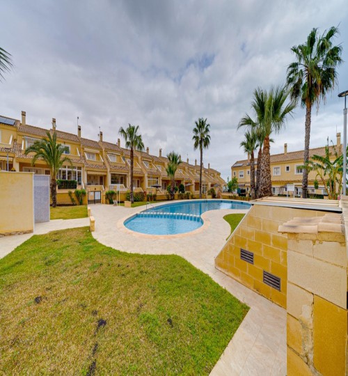 5 bedroom House in Torrevieja