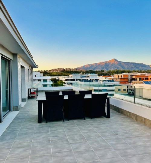 3 bedroom Apartment in La Campana