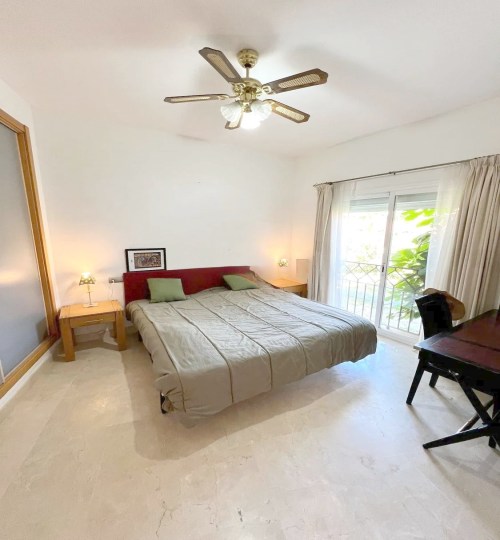 3 bedroom Apartment in Bel Air