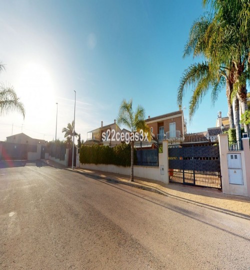 4 bedroom House in Elche