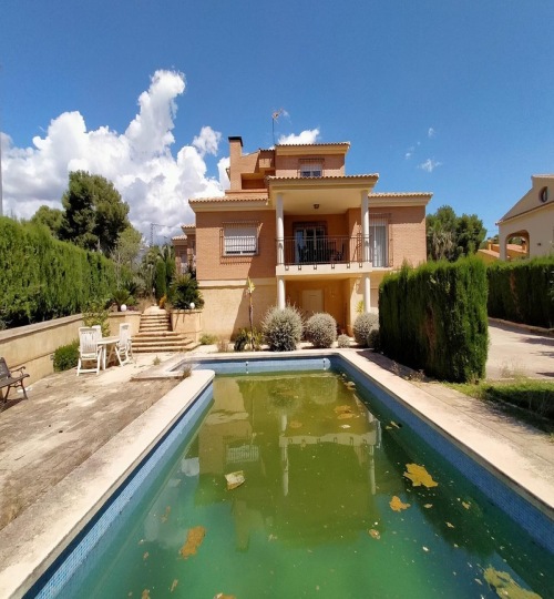 5 bedroom House in Benidorm