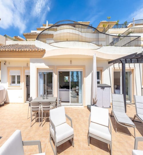 3 bedroom Apartment in San Roque Club