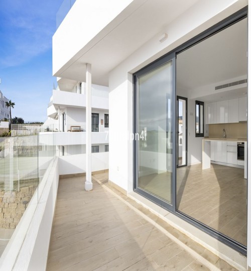 3 bedroom Apartment in Estepona