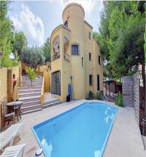 6 bedroom House in Villamartin