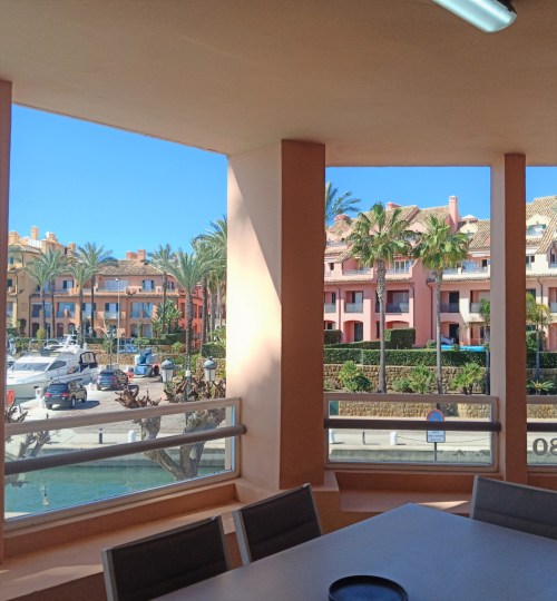 3 bedroom Apartment in Sotogrande Puerto