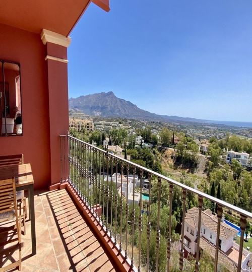 2 bedroom Apartment in Monte Halcones
