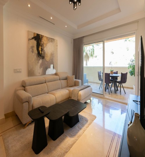 2 bedroom Apartment in Nueva Andalucía