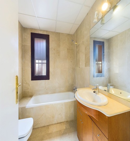 2 bedroom Apartment in Estepona