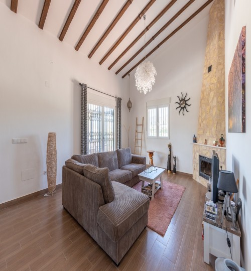 5 bedroom House in Novelda