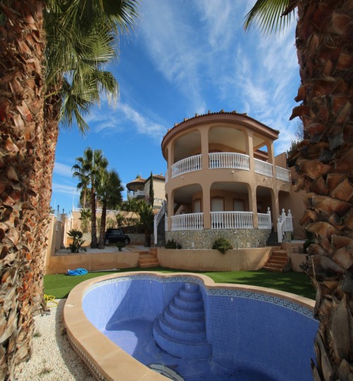 5 bedroom House in Hondón De Las Nieves