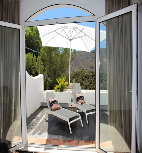 2 bedroom House in Istán