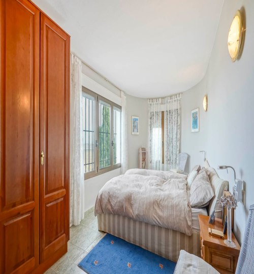 5 bedroom House in Pego