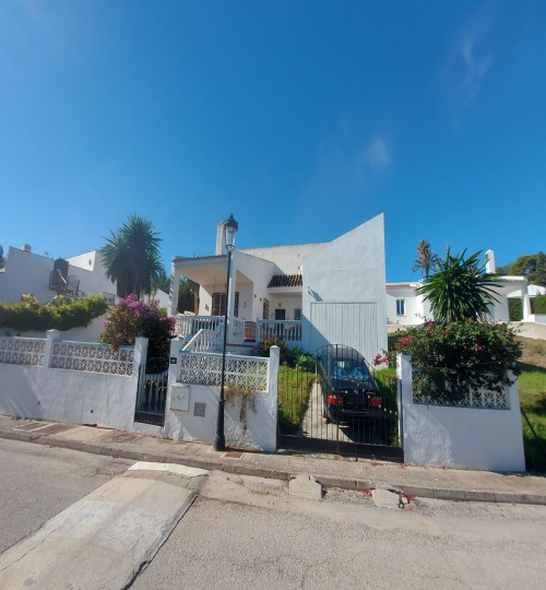3 bedroom House in La Duquesa