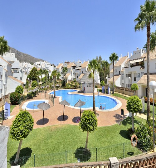 4 bedroom Apartment in Benalmadena