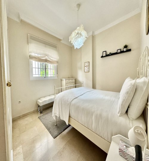 2 bedroom Apartment in Nueva Andalucía