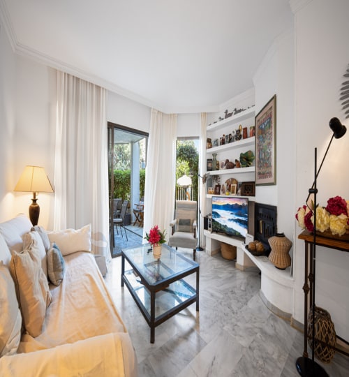 3 bedroom Apartment in Elviria