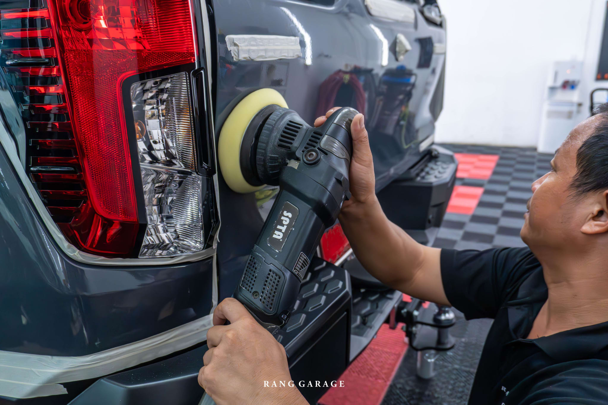 TOYOTA HILUX TRAVO 4TREX