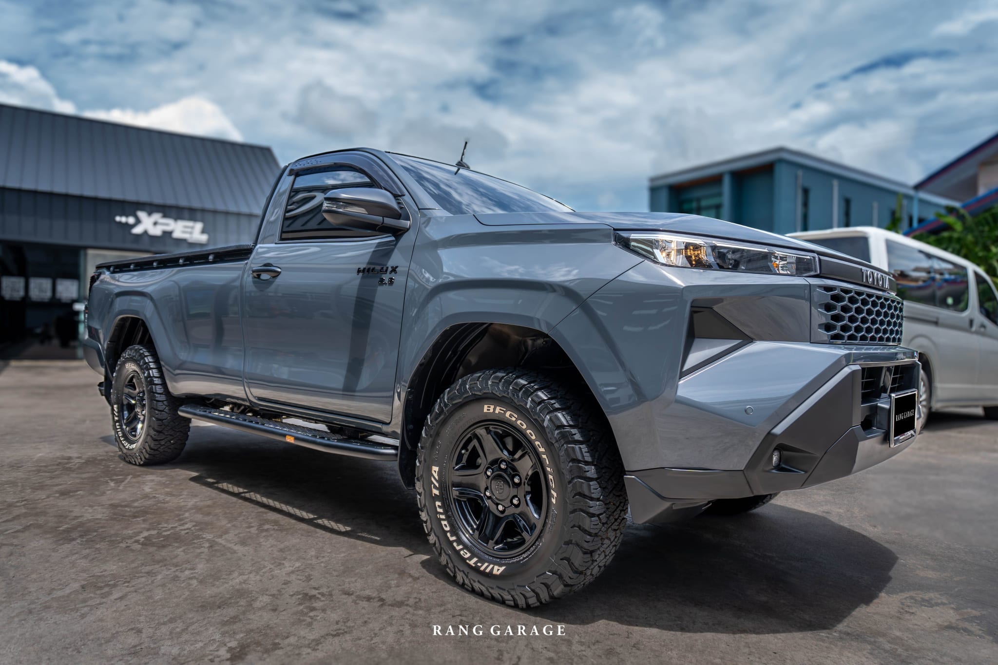 TOYOTA HILUX TRAVO 4TREX
