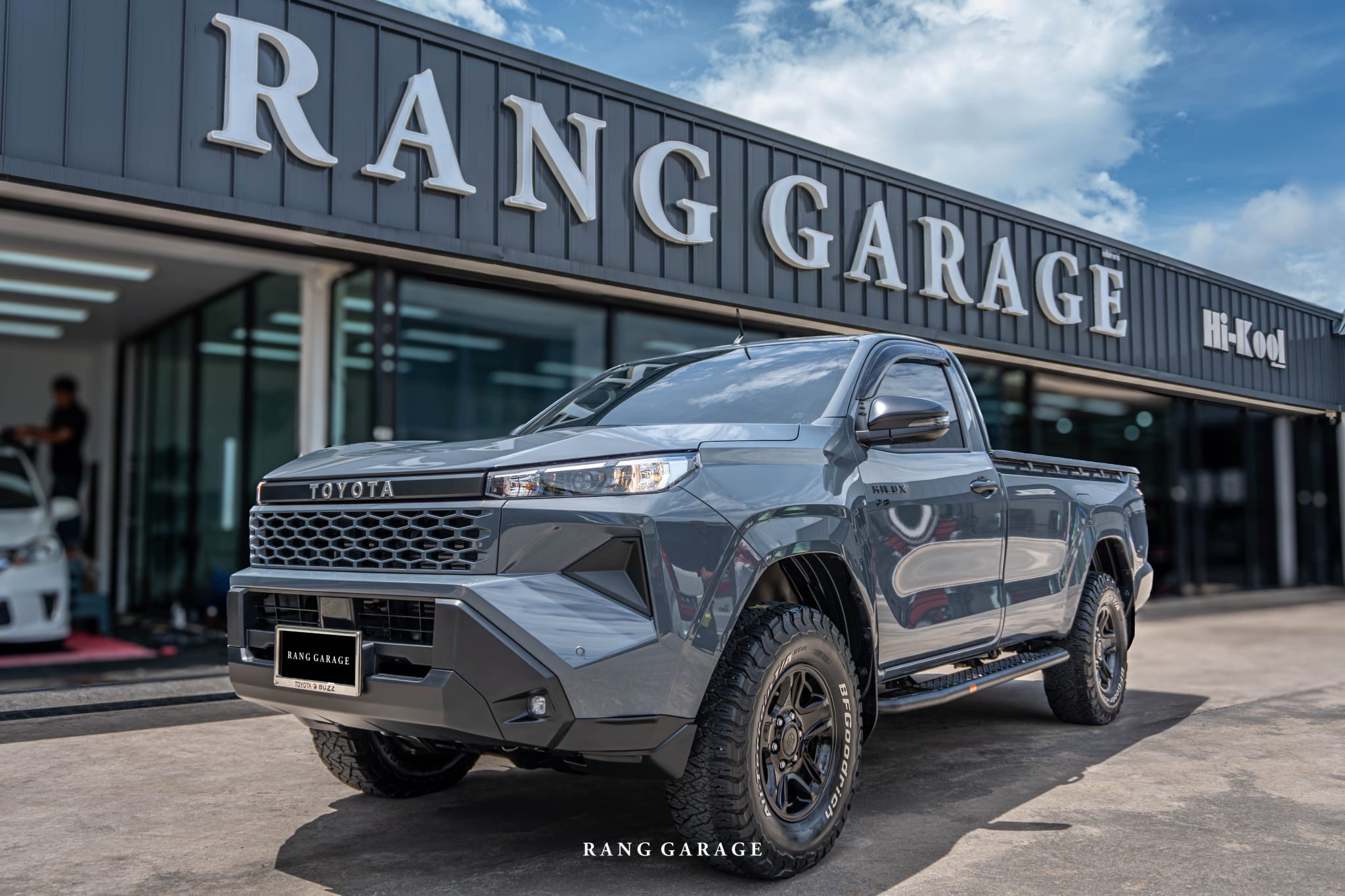 TOYOTA HILUX TRAVO 4TREX