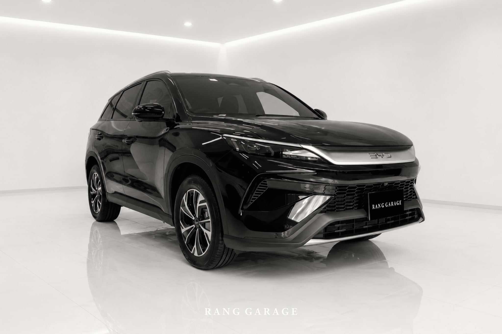 BYD SEALION 5
