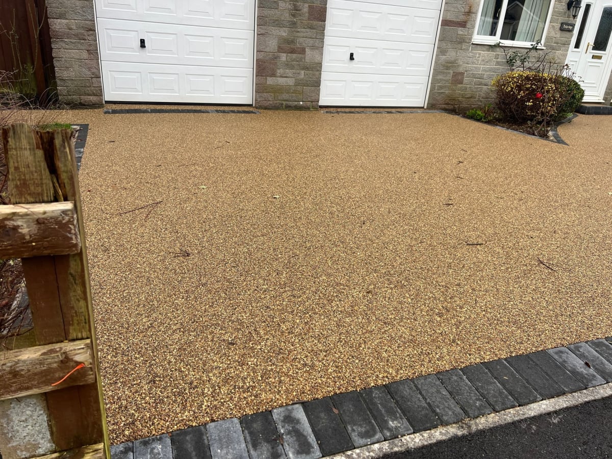 Why Resin Driveways Are Becoming So Popular in Rochdale — And How to Keep Them Looking New