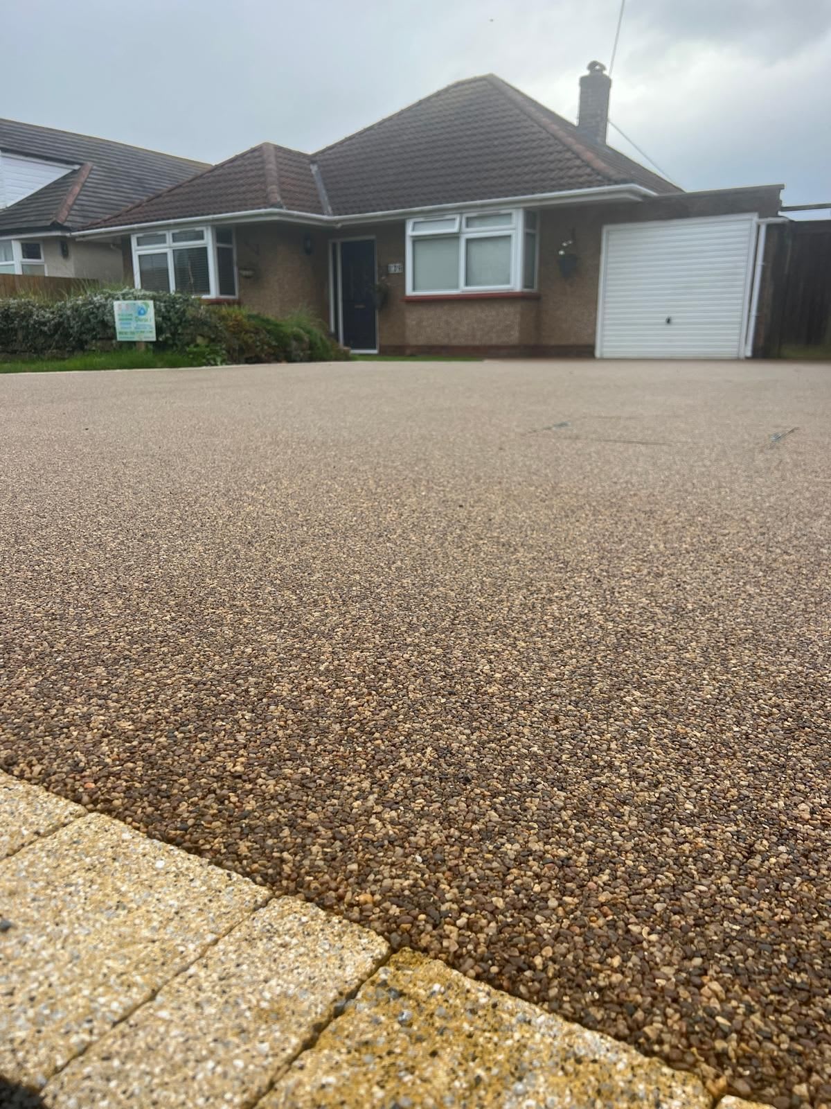 The Technical Edge: How Resin Bound Aggregate Systems Adapt to Climate Challenges
