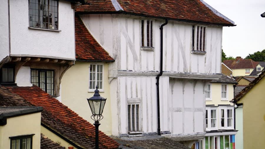 Period houses of the type protected by conservation area status near Croydon